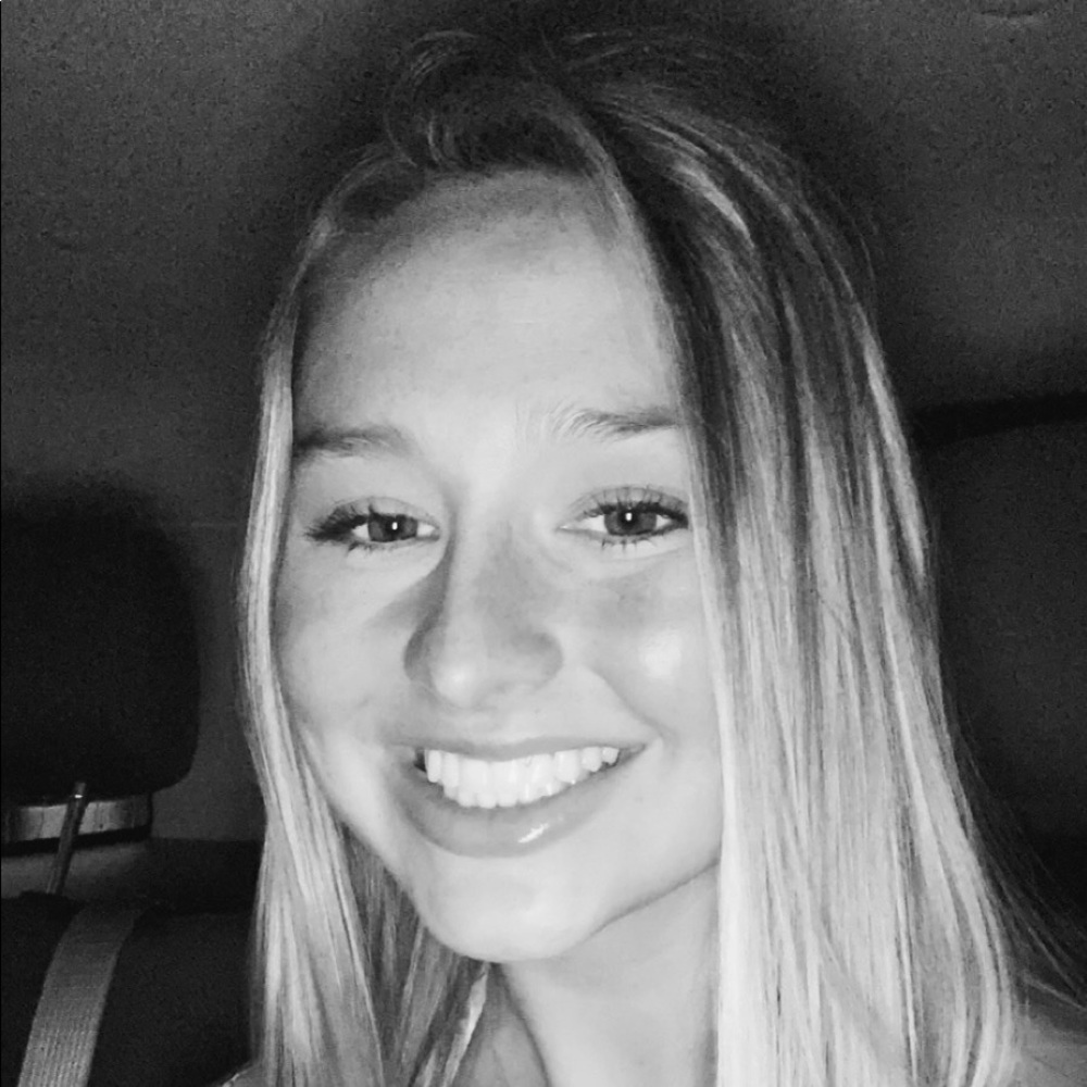 Meet your Posher, Olivia